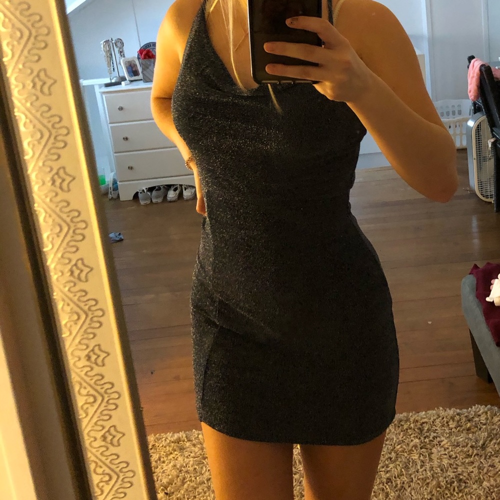 Navy blue shimmery body-con dress